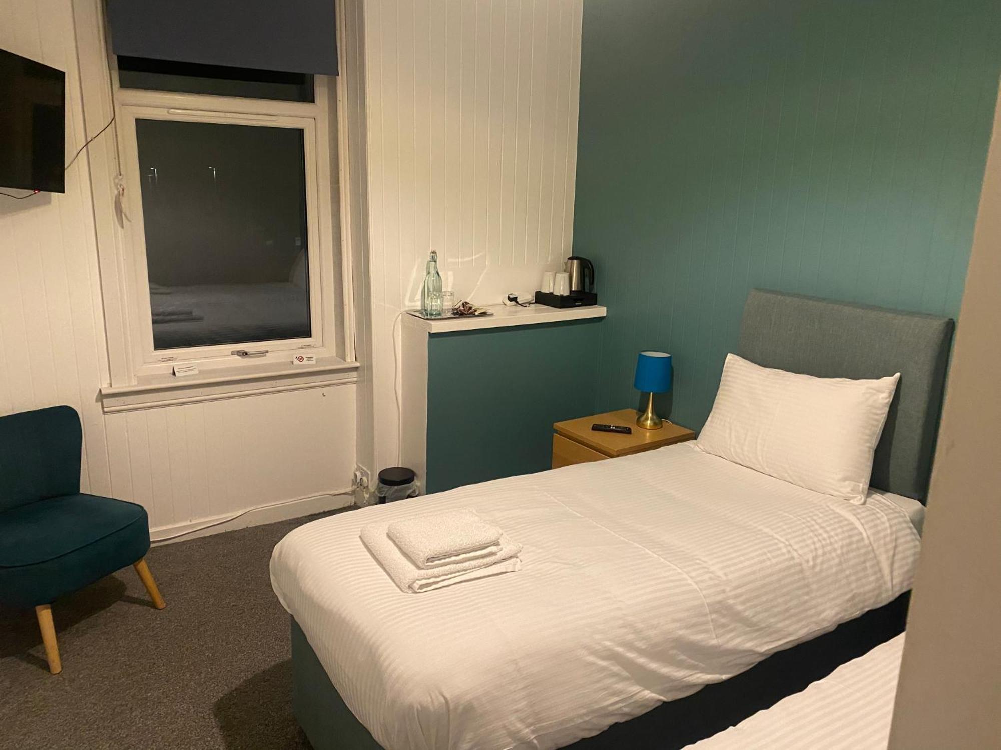 Queensberry Arms Hotel Kirkconnel Zewnętrze zdjęcie